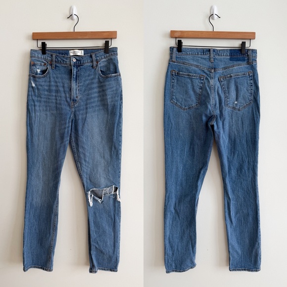 ABERCROMBIE • Ultra High Rise 90s Slim Straight Jean in Medium Destroy - Picture 3 of 13